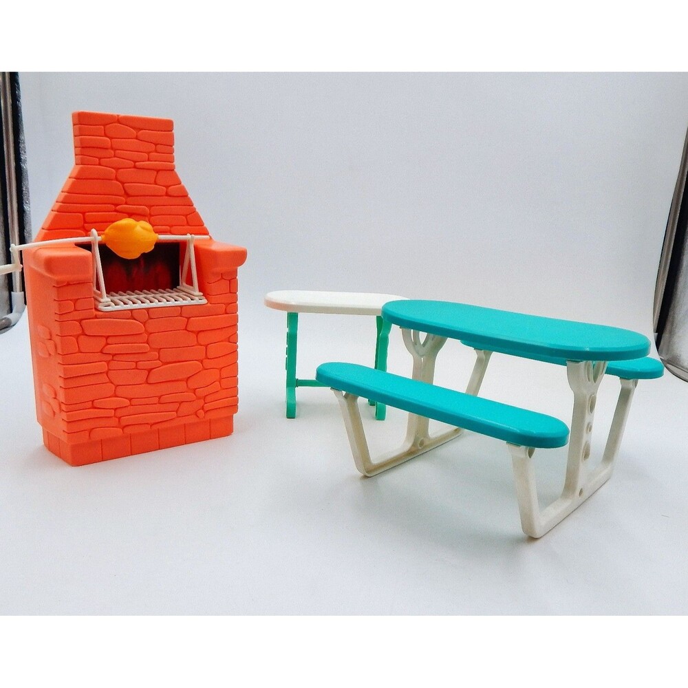 Barbie Western Fun Barbecue 7439 Playset 1989 Mattel Furniture Tables Grill